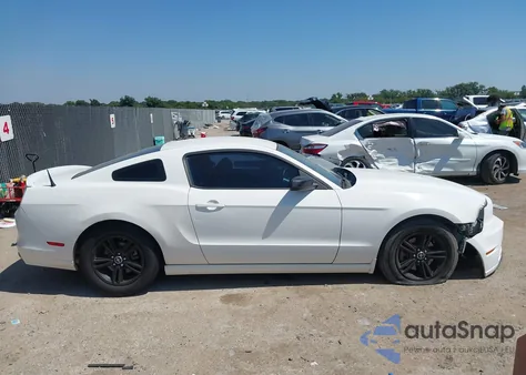 2013 Ford Mustang V6 from USA, damaged, VIN 1ZVBP8AM4D5228853